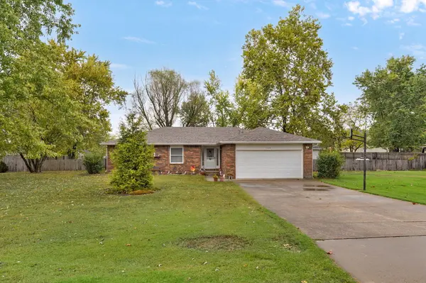159 Rogers DR, Sparta, MO 65753
