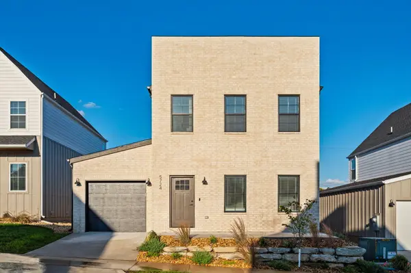5724 S Southwind AVE, Springfield, MO 65810