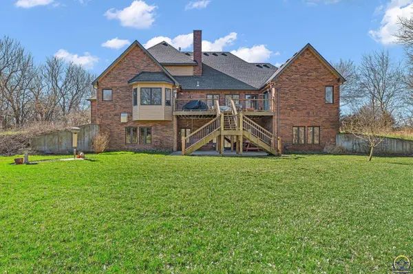 10125 Saddle Creek DR, Harveyville, KS 66431