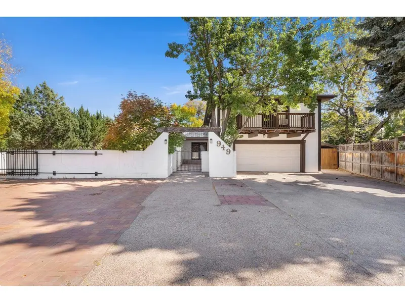 949 Chippewa, Fort Collins, CO 80525