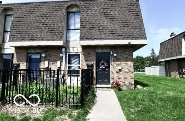7368 Country Brook DR, Indianapolis, IN 46260