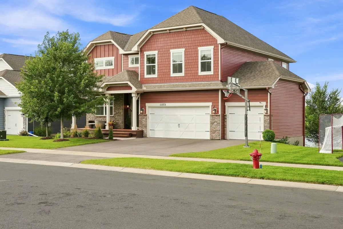 11572 Pineridge WAY N, Dayton, MN 55327