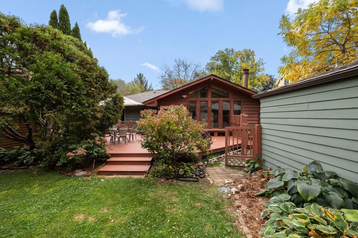 40 Upton AVE S, Minneapolis, MN 55405