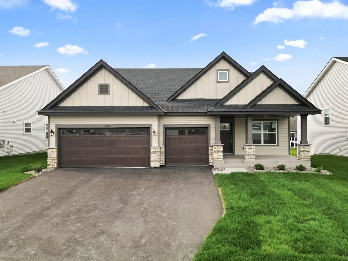7473 Lotus LN, Lino Lakes, MN 55038