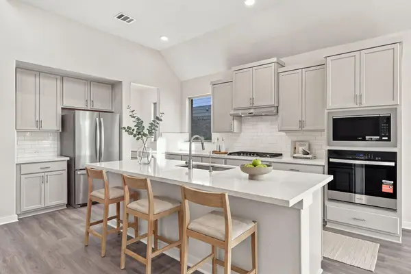 313 Ridgewell LOOP, Georgetown, TX 78633