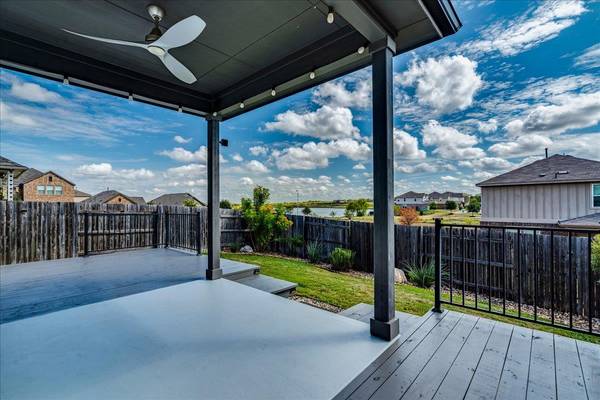125 Boxwood DR, Buda, TX 78610