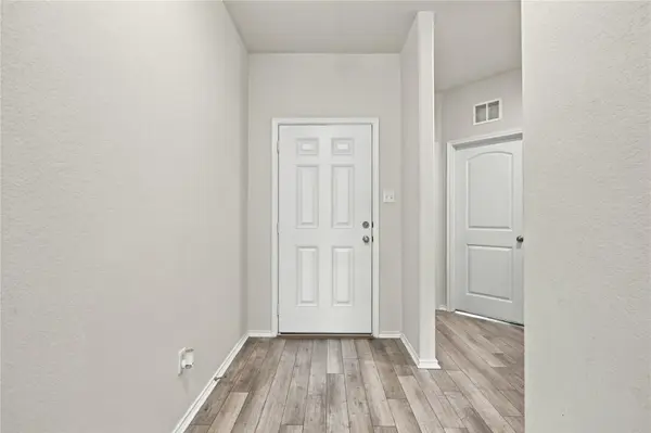 172 Gunther WAY, Taylor, TX 76574
