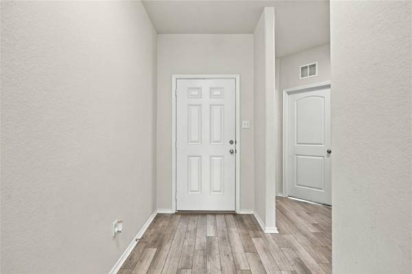 172 Gunther WAY, Taylor, TX 76574
