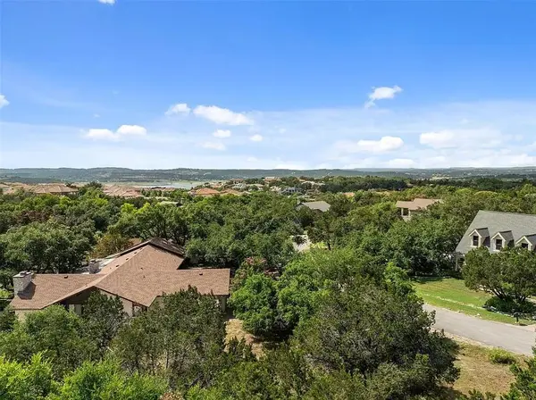 402 Malabar ST, Lakeway, TX 78734