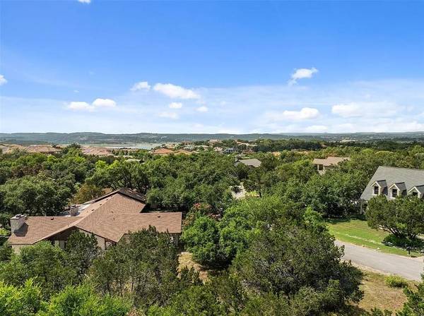 402 Malabar ST, Lakeway, TX 78734