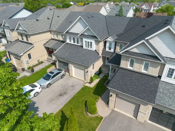 86 Breakwater DR, Whitby, ON L1N 9N5