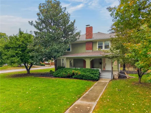 7303 Madison AVE, Kansas City, MO 64114