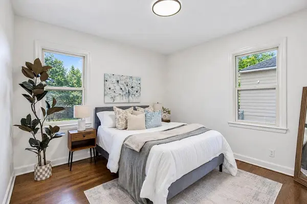 7533 Marty ST, Overland Park, KS 66204