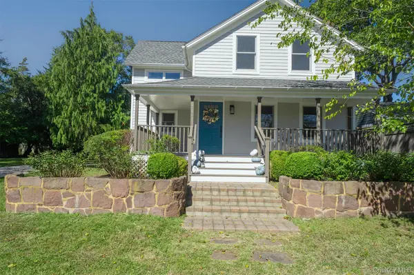 216 Monsell PL, Greenport, NY 11944