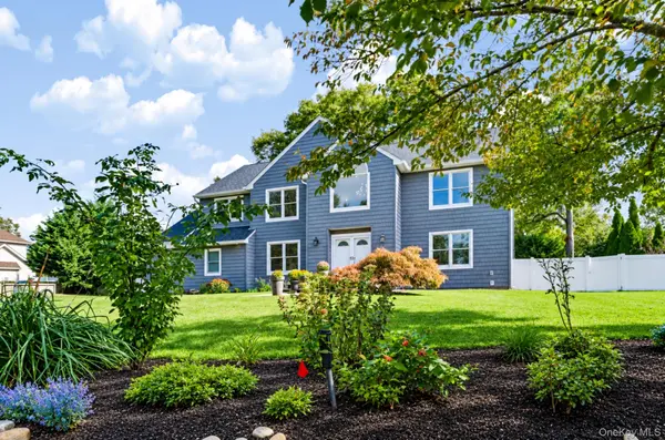 8 Brandon, Commack, NY 11725