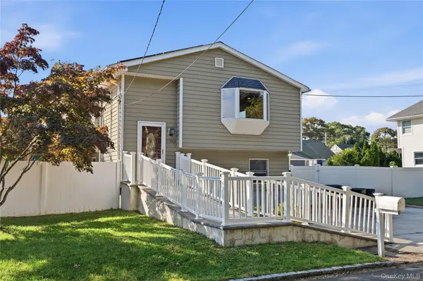 1362 Hummel AVE, Holbrook, NY 11741