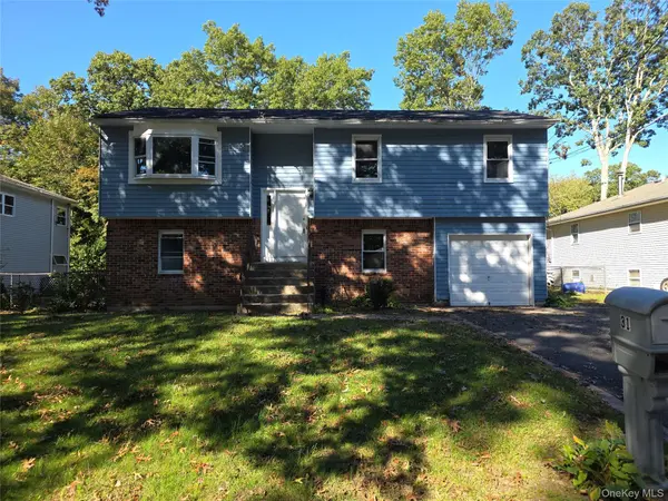 31 Depew ST, Huntington, NY 11743