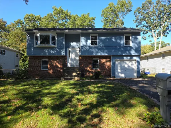 31 Depew ST, Huntington, NY 11743