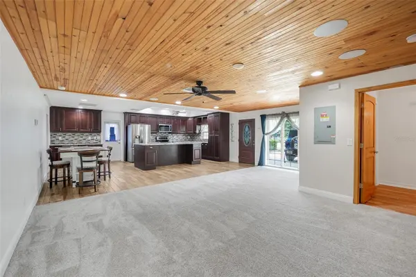 8110 CASTINANGO STREET, Orlando, FL 32817