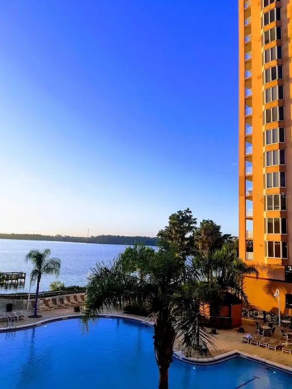 13427 BLUE HERON BEACH DR #706, Orlando, FL 32821