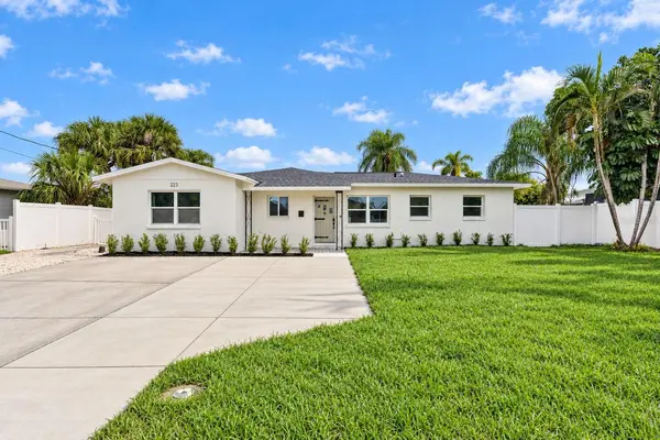 223 94TH AVE NE, St Petersburg, FL 33702