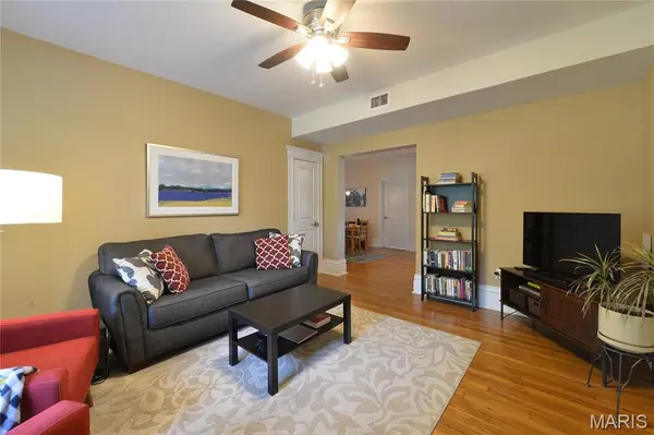 6115 Washington BLVD #102, St Louis, MO 63112