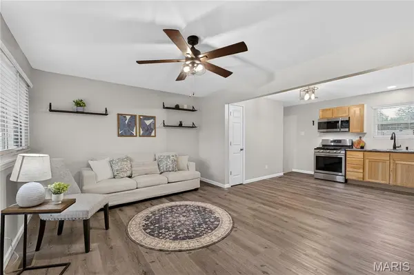 25 Saint Henry CT, St Charles, MO 63301