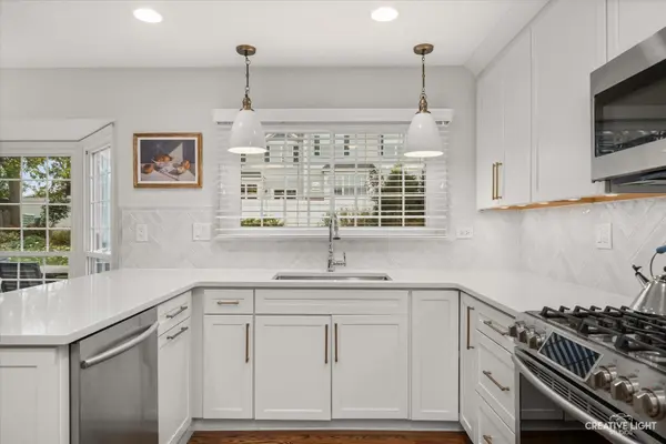 774 Glenbard RD, Glen Ellyn, IL 60137