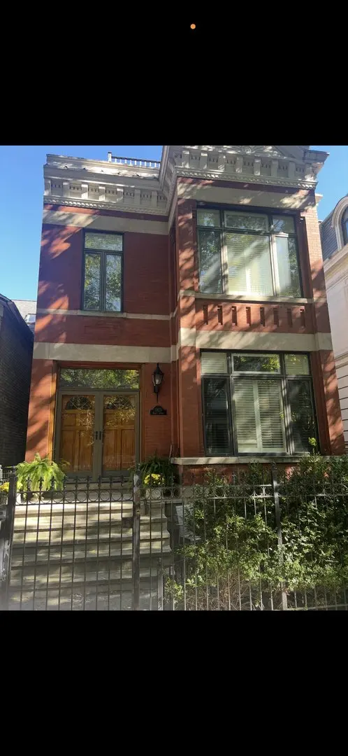 1923 N Howe ST #A, Chicago, IL 60614