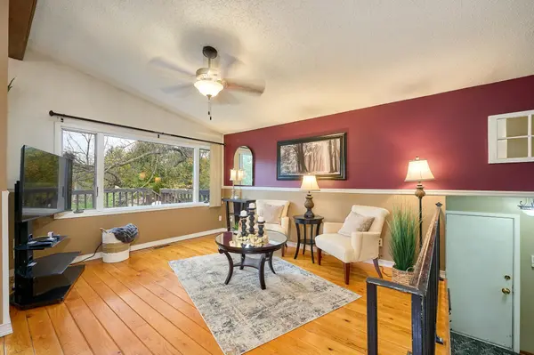 6342 Whispering Oaks DR, Eden Prairie, MN 55346