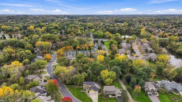 4143 Cashell GLN, Eagan, MN 55122