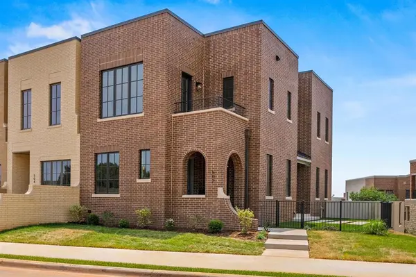 502 NE 2nd ST, Oklahoma City, OK 73104