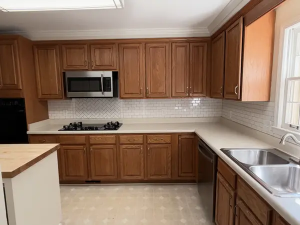 7229 Green Meadows Ln, Nashville, TN 37221
