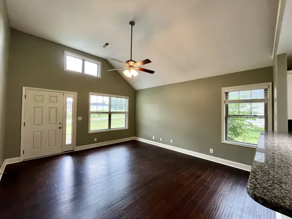 1118 Garrettsburg Rd, Clarksville, TN 37042