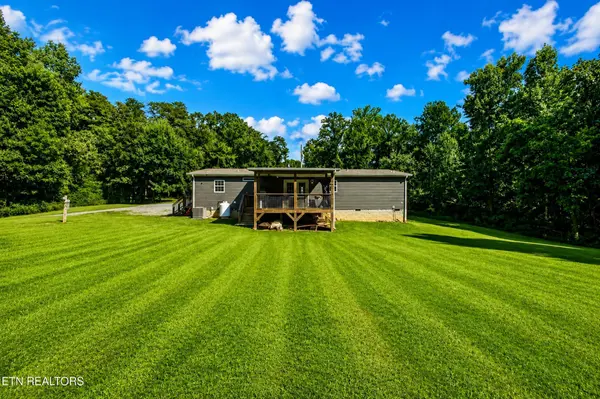 5819 Zachary Rd, Corryton, TN 37721