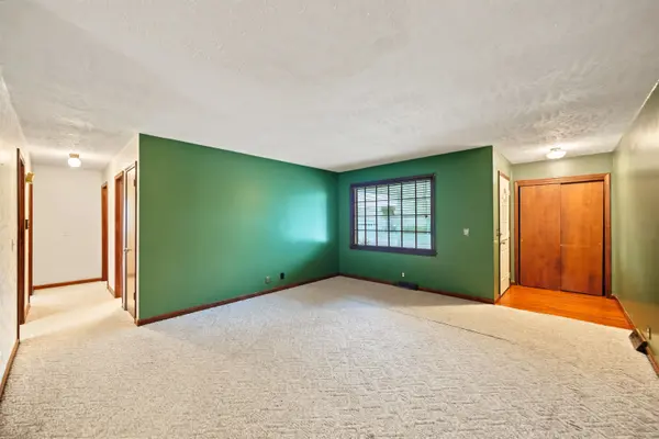 1421 E Minneapolis Ave, Salina, KS 67401