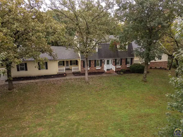 9028 SW 89th St, Auburn, KS 66402