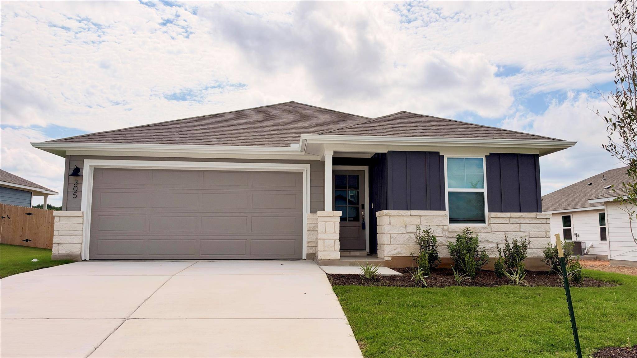 305 Wheel Horse RD, Burnet, TX 78611