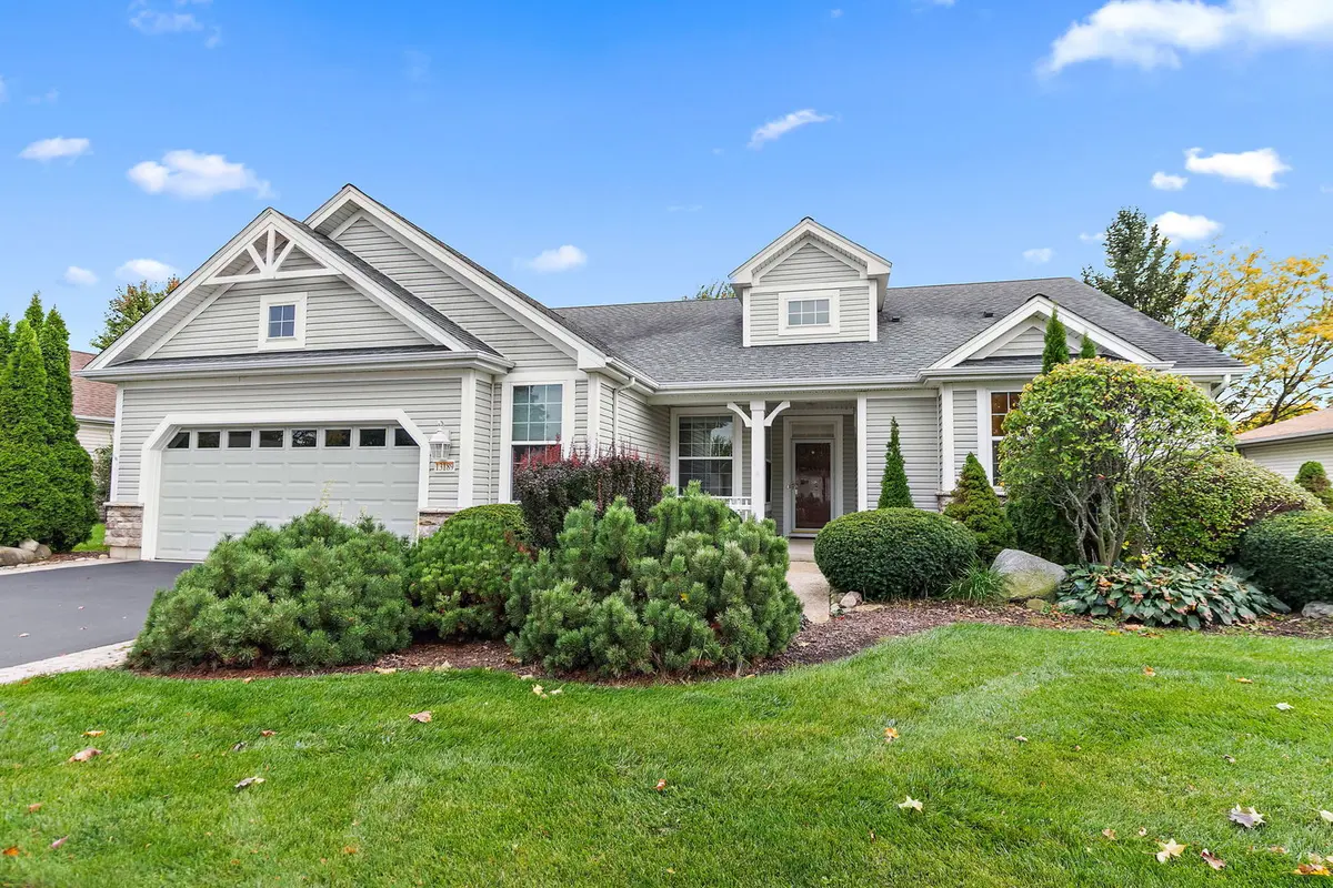 13189 W Essex LN, Huntley, IL 60142