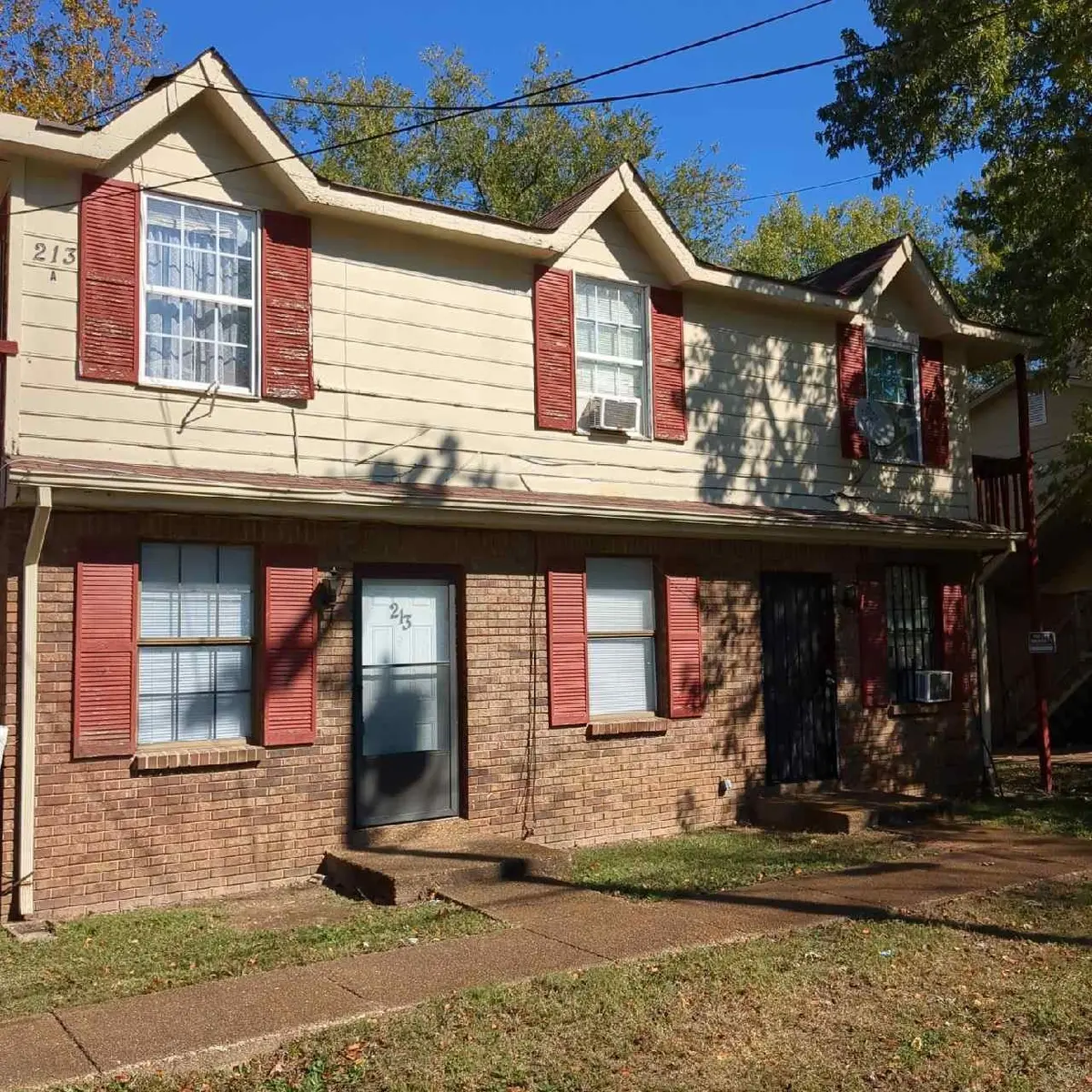 213 E Webster St #B, Madison, TN 37115