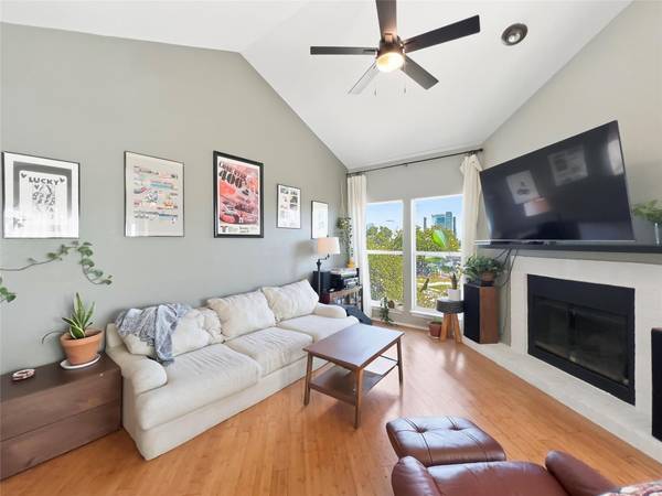 700 S 1 ST #308, Austin, TX 78704