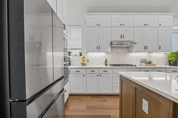 528 Calmo CT, Liberty Hill, TX 78642