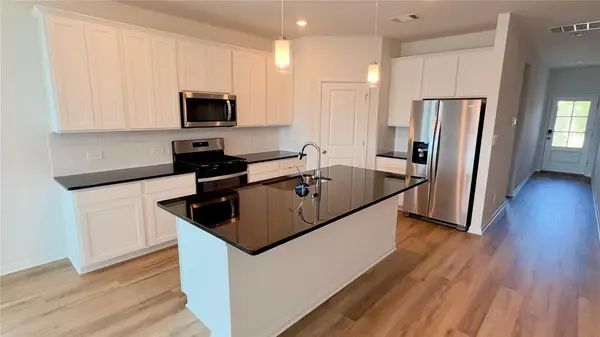 104 Windfall TRL, Liberty Hill, TX 78642