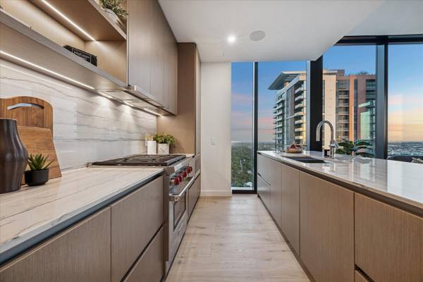 610 Davis ST #3102, Austin, TX 78701