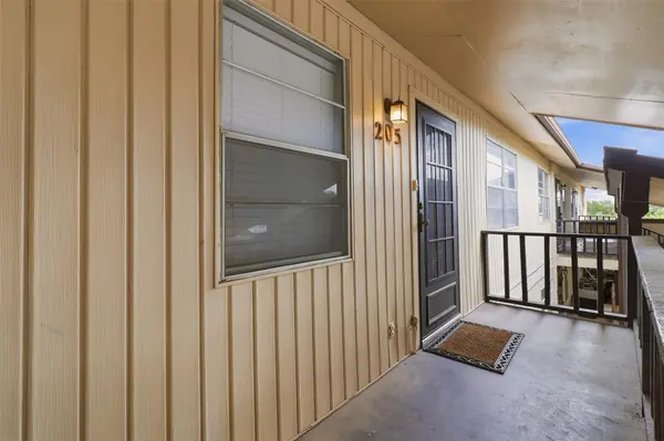 1210 Hi Stirrup #205, Horseshoe Bay, TX 78657