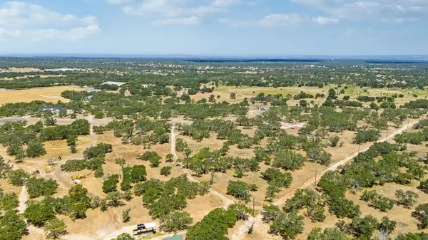 265 Walker Kast Way, Round Mountain, TX 78636