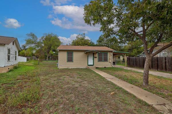 4906 Lynndale DR, Austin, TX 78756