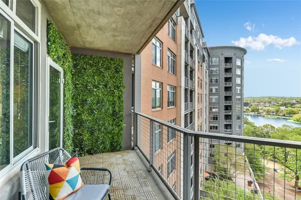 54 Rainey ST #920, Austin, TX 78701