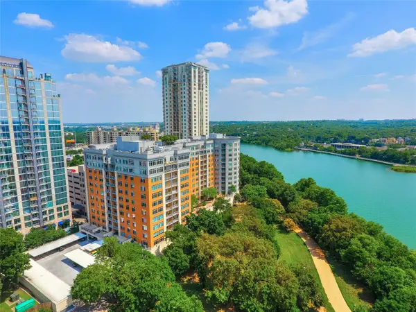 54 Rainey ST #920, Austin, TX 78701
