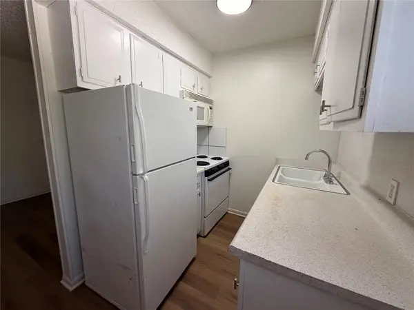 4712 Depew Ave #204, Austin, TX 78751